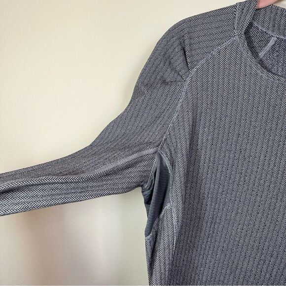 Lululemon Think Fast Long Sleeve Top Herringbone Black White 12 - Picture 5 of 13